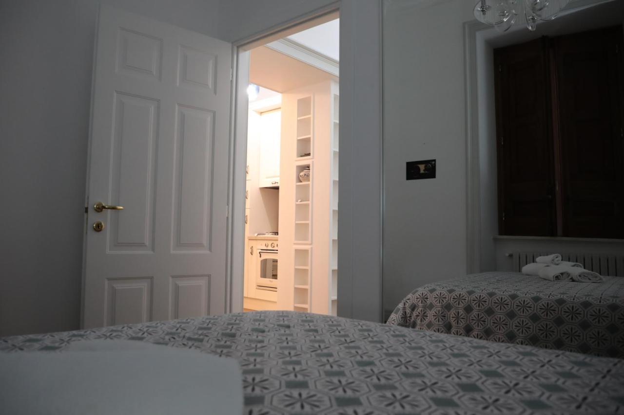 Apartament Maison Nicole - Salerno Zewnętrze zdjęcie