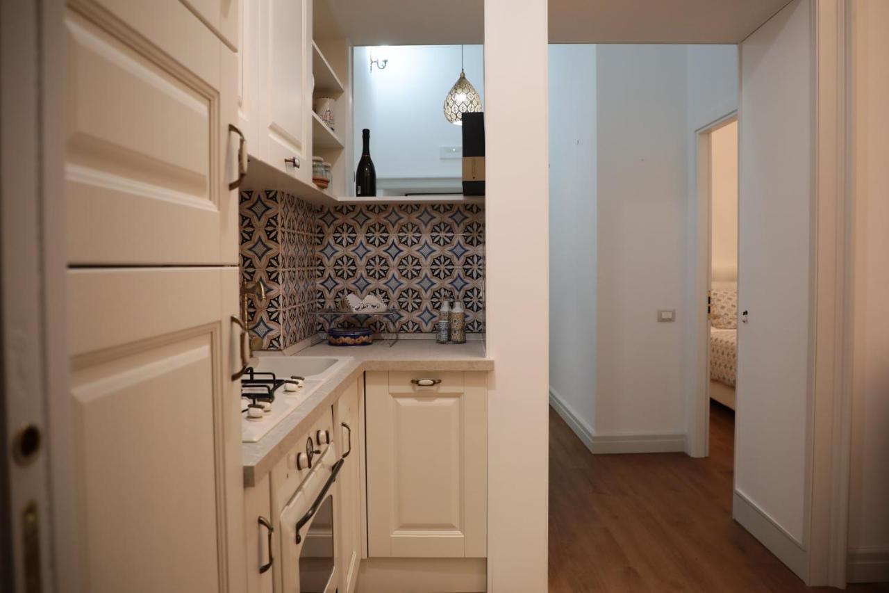Apartament Maison Nicole - Salerno Zewnętrze zdjęcie